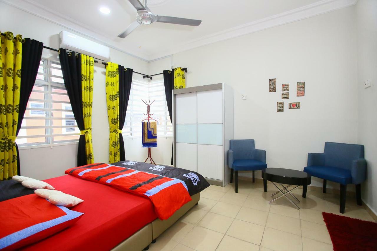 Homestay Honey Sungai Petani Esterno foto
