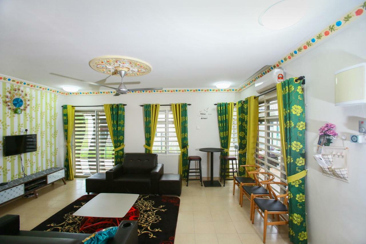 Homestay Honey Sungai Petani Esterno foto