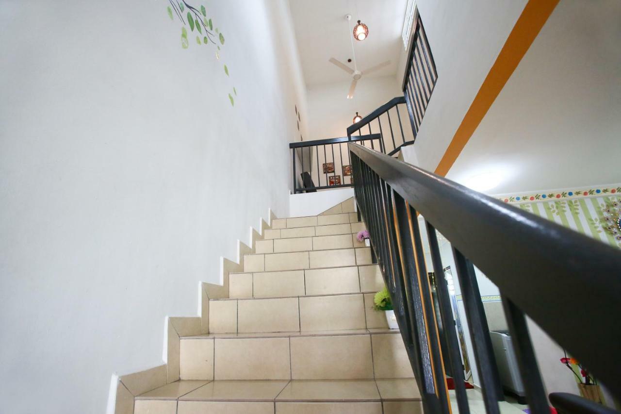 Homestay Honey Sungai Petani Esterno foto