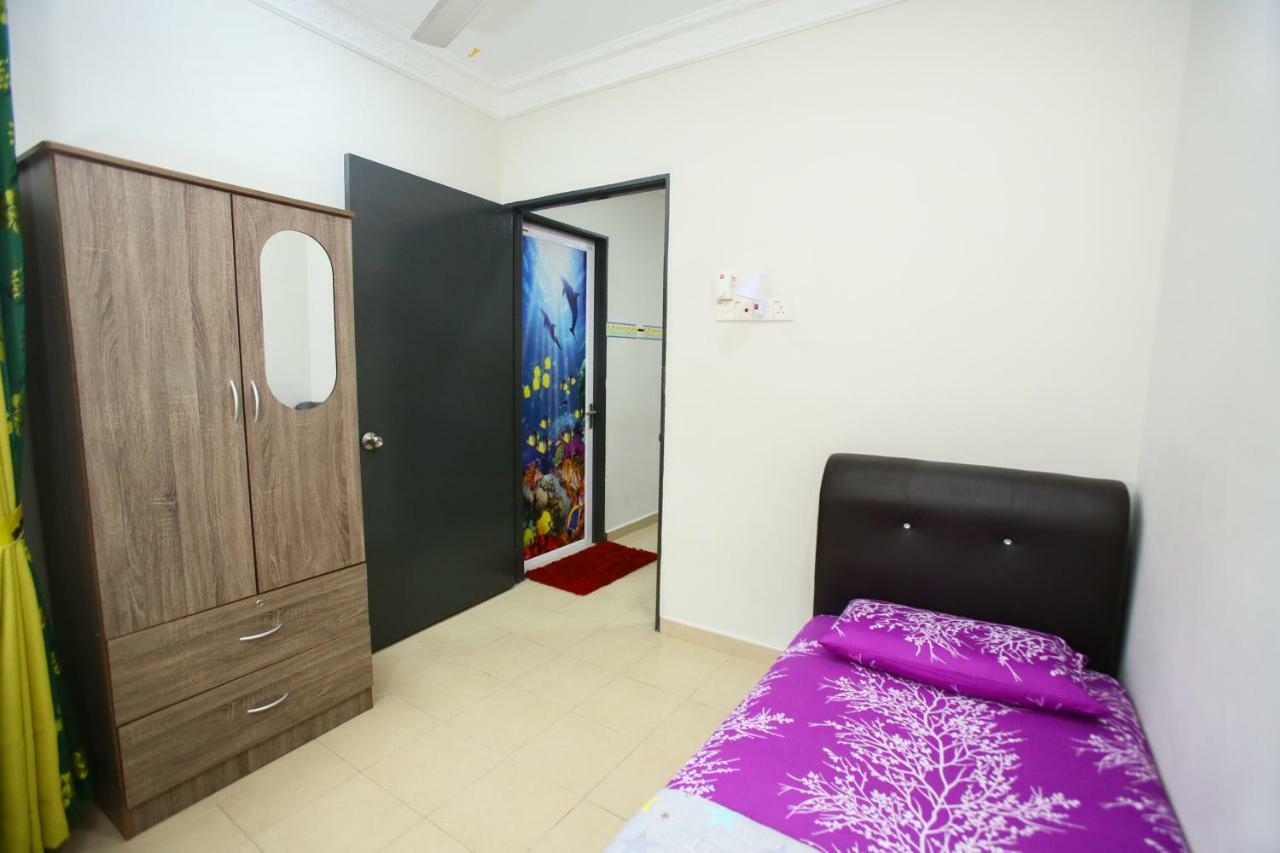 Homestay Honey Sungai Petani Esterno foto
